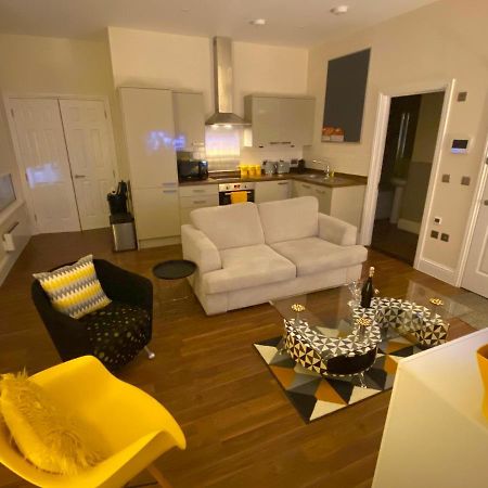 Deluxe High Street Apartment Canterbury Ngoại thất bức ảnh