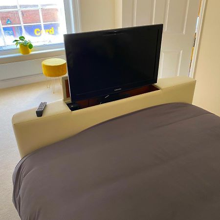Deluxe High Street Apartment Canterbury Ngoại thất bức ảnh