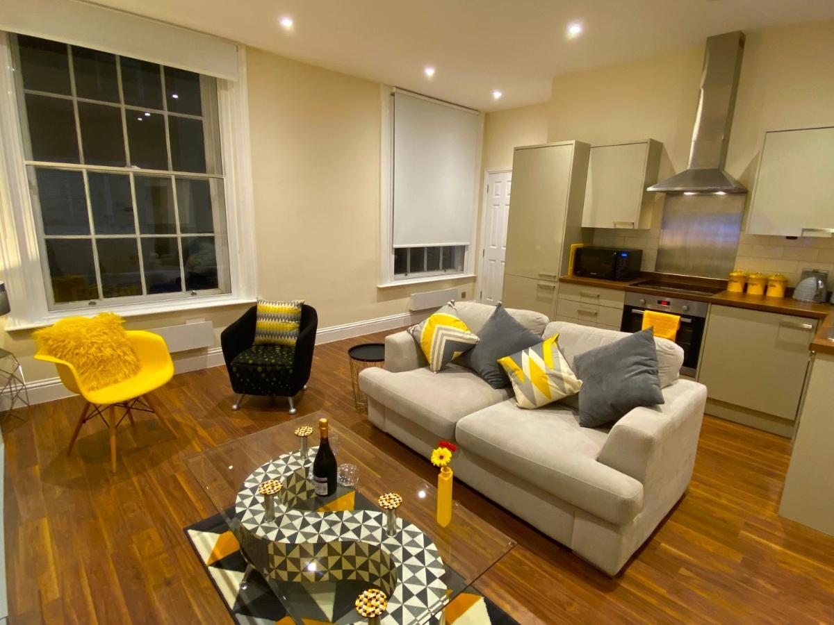 Deluxe High Street Apartment Canterbury Ngoại thất bức ảnh