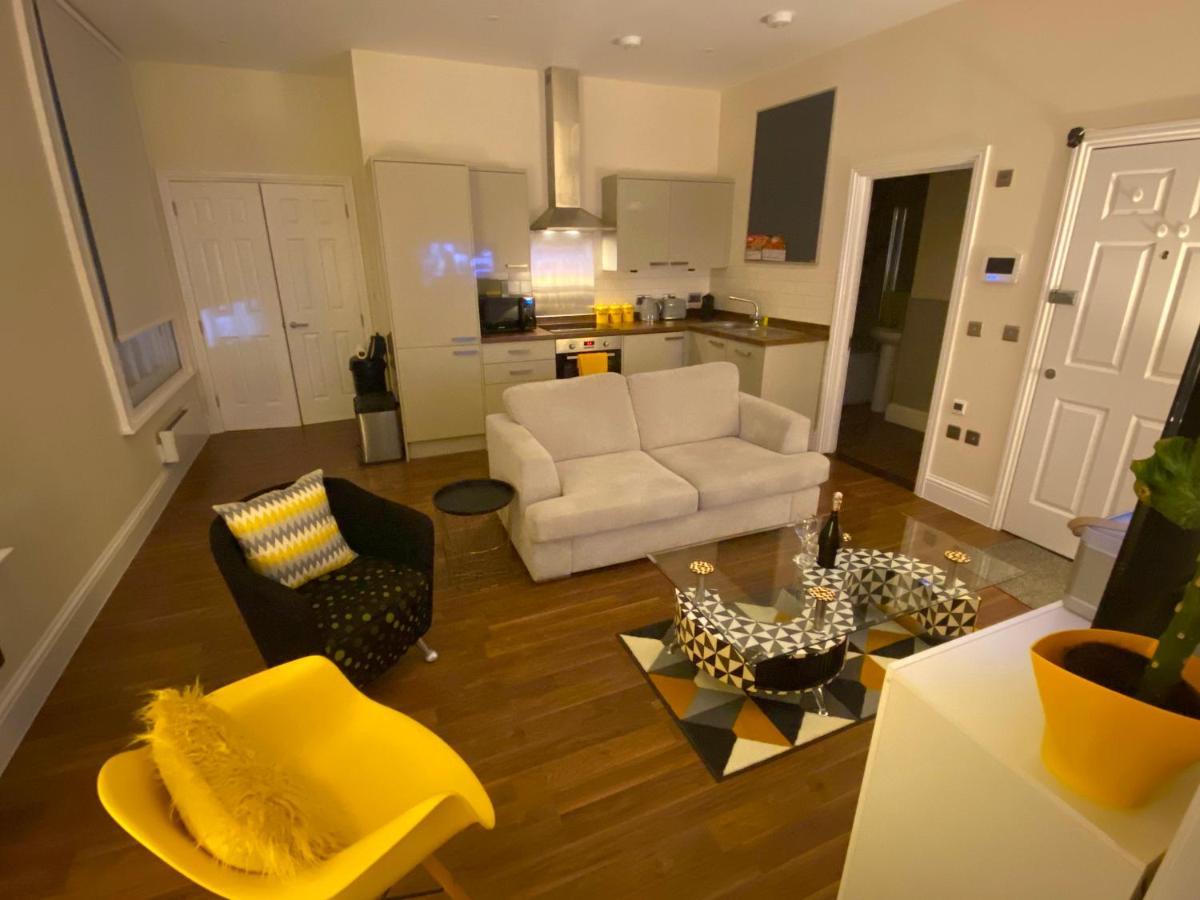 Deluxe High Street Apartment Canterbury Ngoại thất bức ảnh