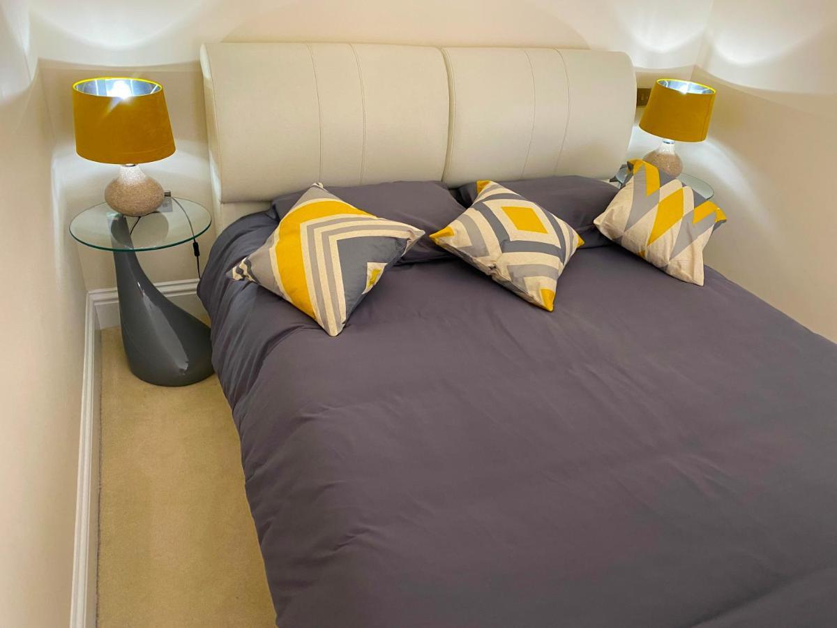 Deluxe High Street Apartment Canterbury Ngoại thất bức ảnh
